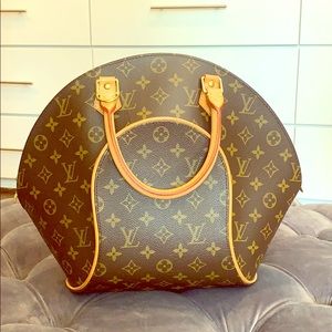 Louis Vuitton purse